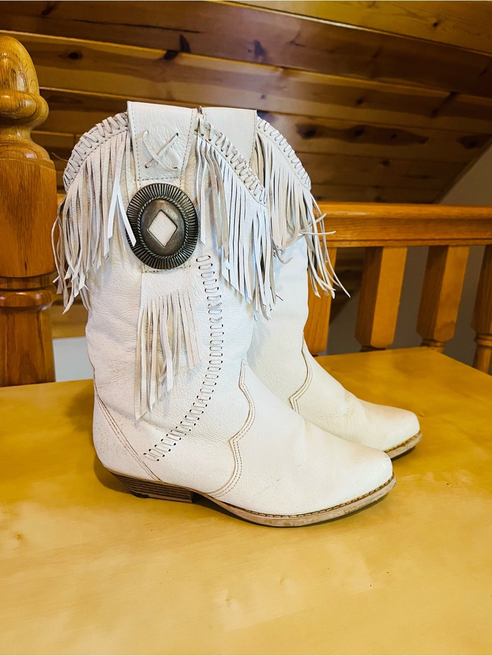 Vintage 70s Woodridge White Fringe Western Boots with Concho Accent Size 6